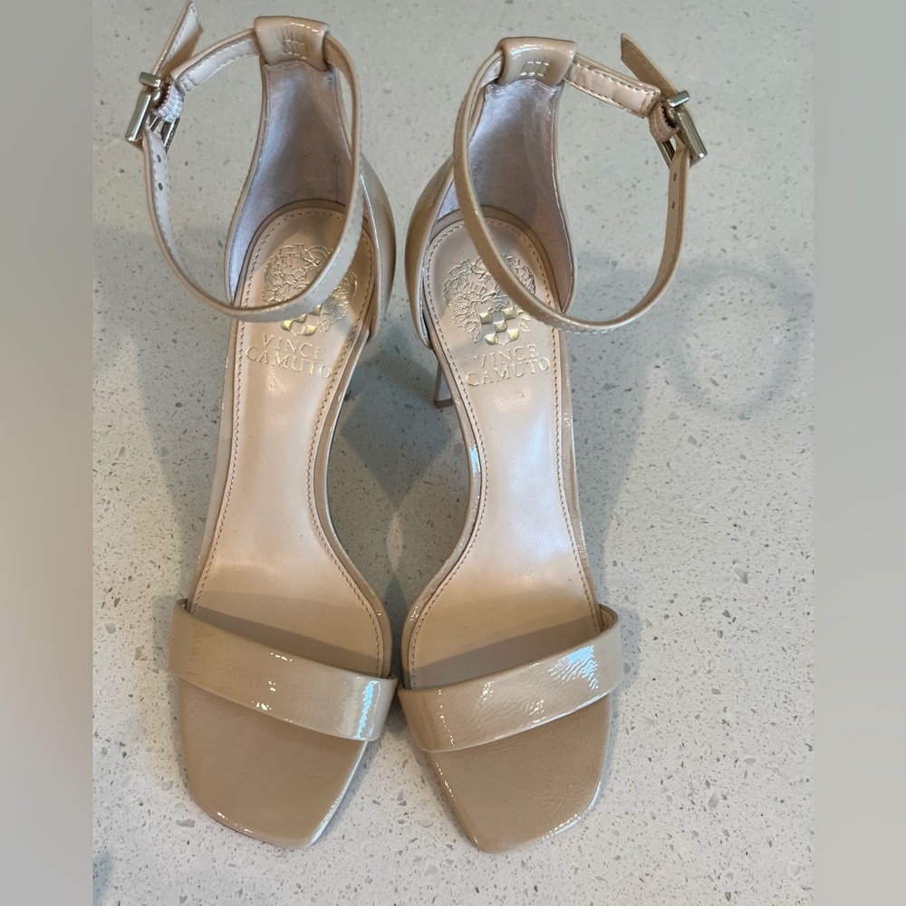 Vince Camuto tan heel. New, never worn. Changed mind on and missed return date.